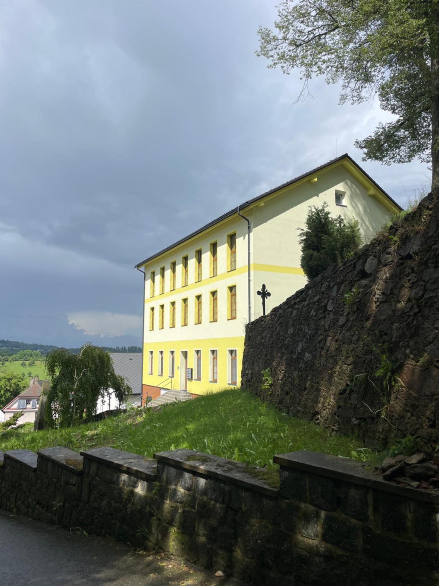 Apartman Na Upati Sumavy Stachy Kültér fotó